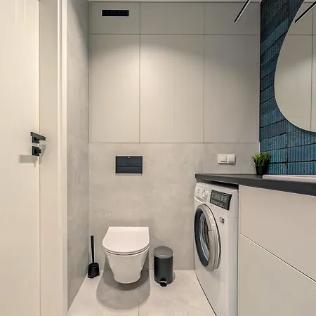 6th Floor With The River View By Bookinghost *